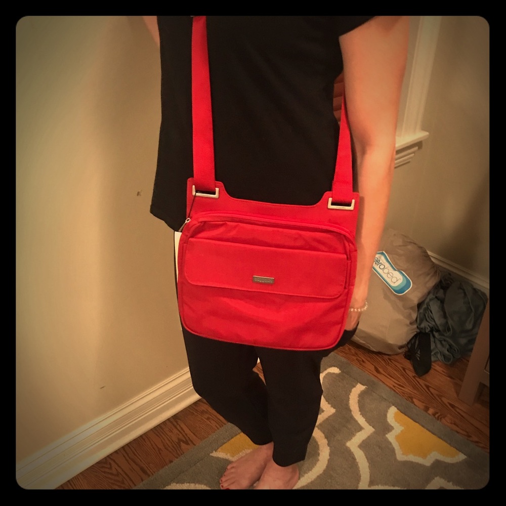 Baggallini crossbody (orig $85)